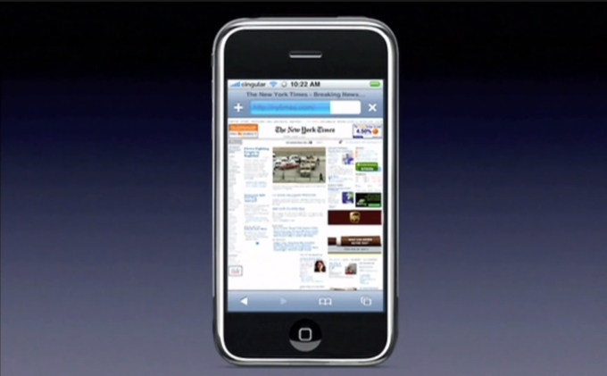 steveJobsIPhone